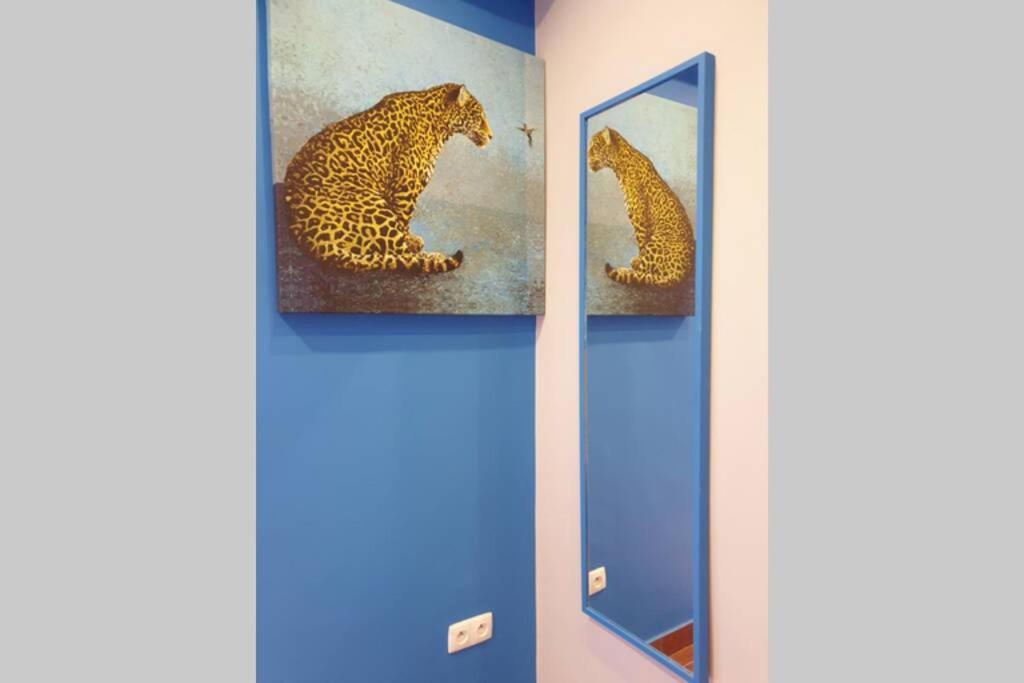 The Quiet Blue Home In The City Center! คราคูฟ ภายนอก รูปภาพ